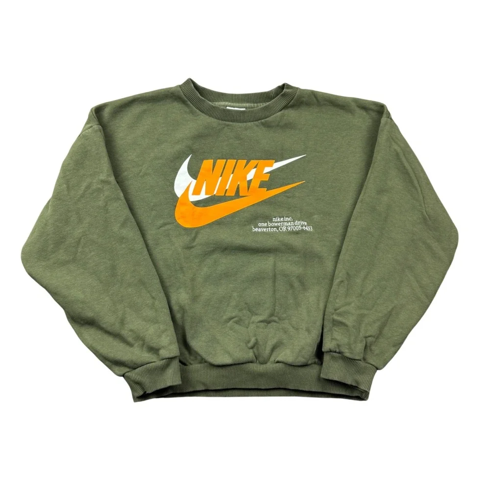 Nike Kids Large Crewneck Sweatshirt Green Beaverton Oregon Logo Sportswear